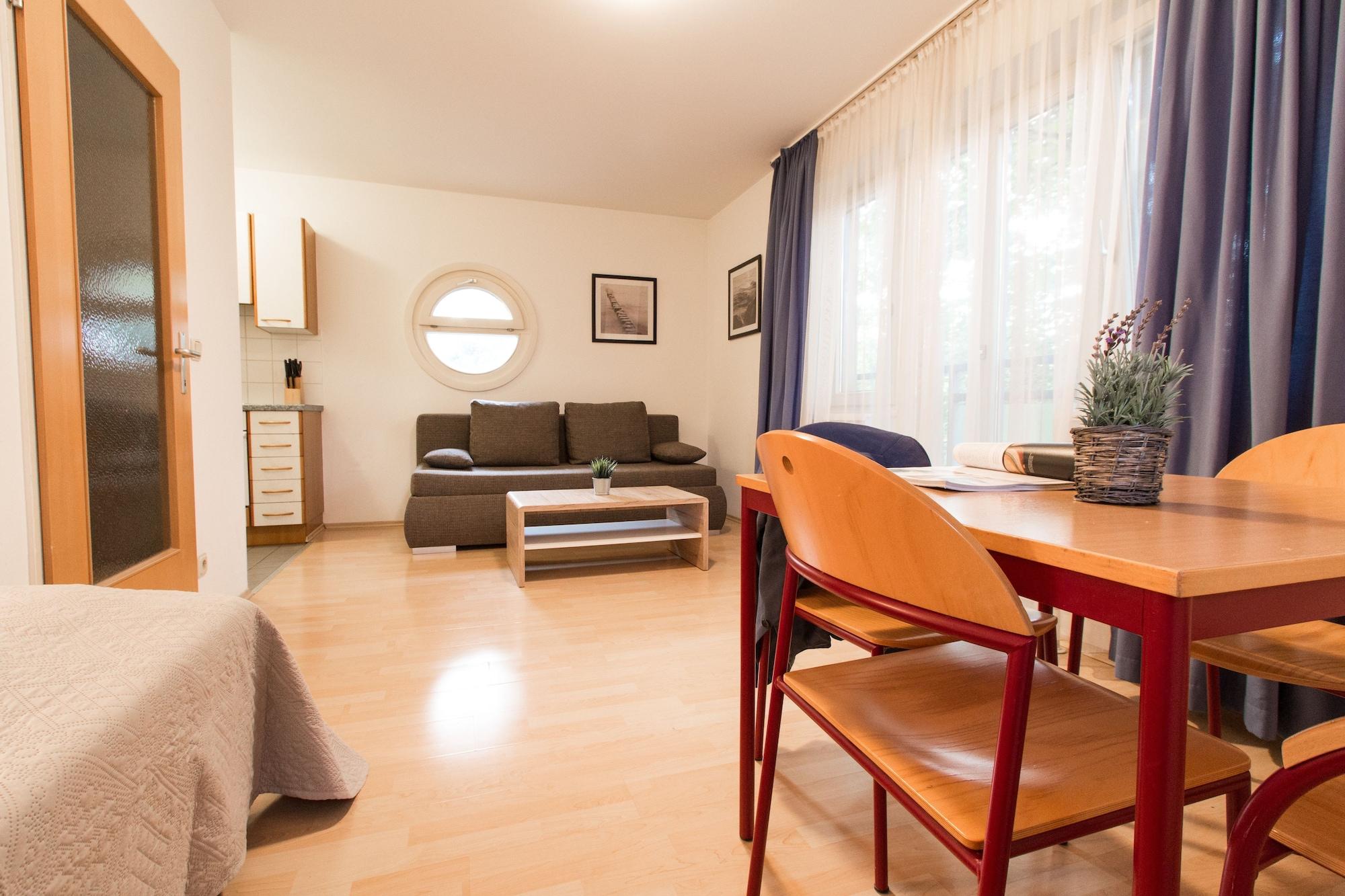 Apartmenthaus Hietzing I Contactless Check-In Viena Exterior foto