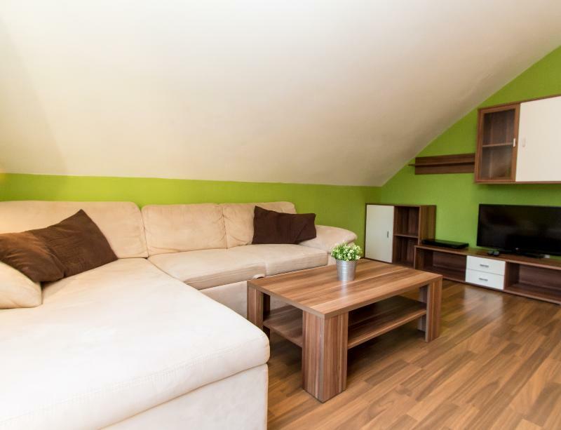Apartmenthaus Hietzing I Contactless Check-In Viena Exterior foto