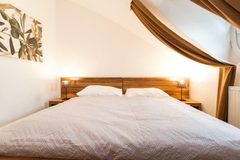 Apartmenthaus Hietzing I Contactless Check-In Viena Exterior foto